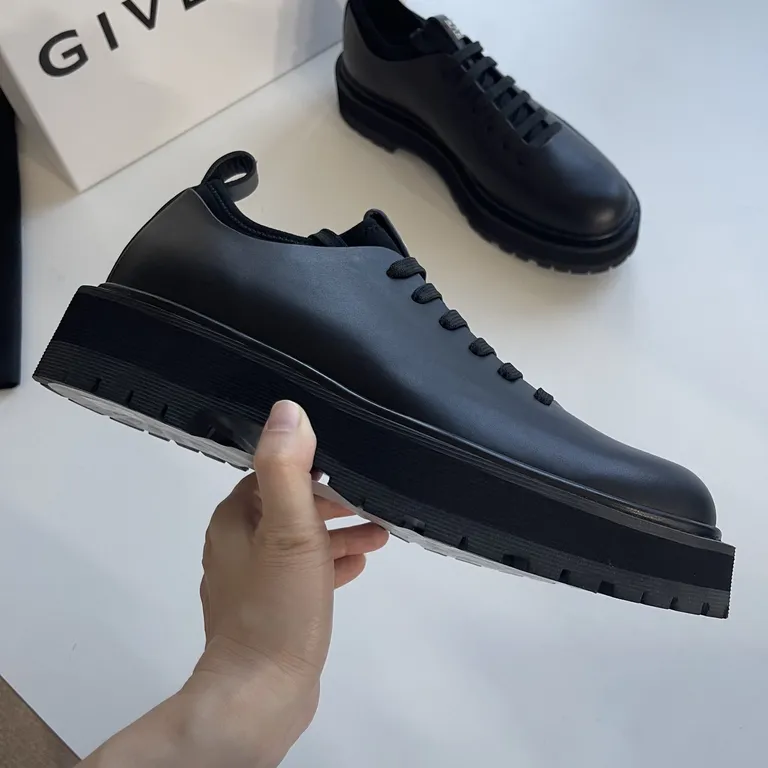 Givenchy Shoe 